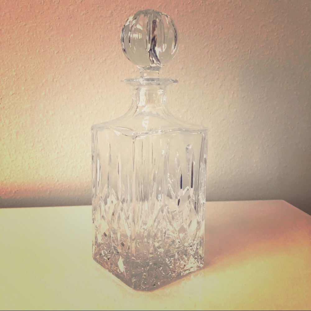 Mikasa Coventry Square Crystal Decanter & Stopper